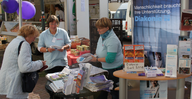 Diakonieverband verkauft Brote und wirbt auf 250.000 Brötchentüten Diakonieverband verkauft Brote und wirbt auf 250.000 Brötchentüten
