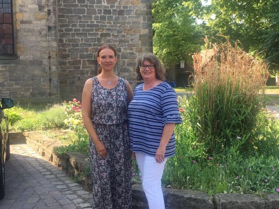 Astrid Esders-Klas (links) mit Janet Breier