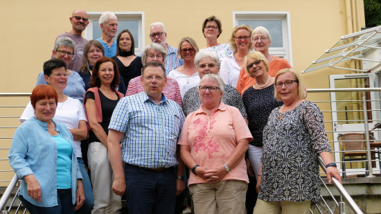 Mitarbeiterinnen und Mitarbeiter des ambulanten Hospizdienstes für Burgdorf, Lehrte, Sehnde & Uetze