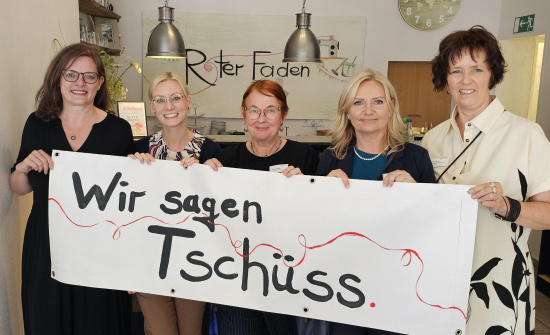 Wir nehmen Abschied von der Jugendwerkstatt „Roter Faden“ Wir nehmen Abschied von der Jugendwerkstatt „Roter Faden“