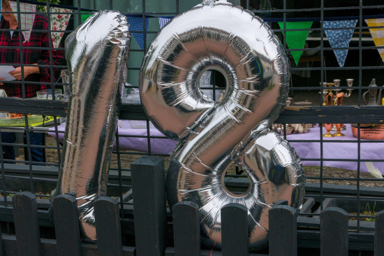 18 Jahre DiakonieLädchen - viele Schätzchen und ein guter Zweck 18 Jahre DiakonieLädchen - viele Schätzchen und ein guter Zweck