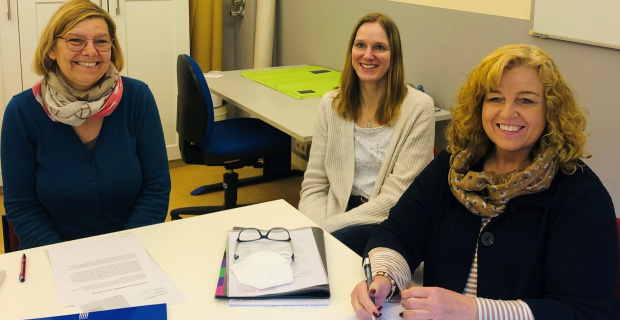 Team der Kurenvermittlung im Diakonieverband Hannover Land. V.l.n.r.: Maren Elies, Silke Bockhorst und Beate Wedekind