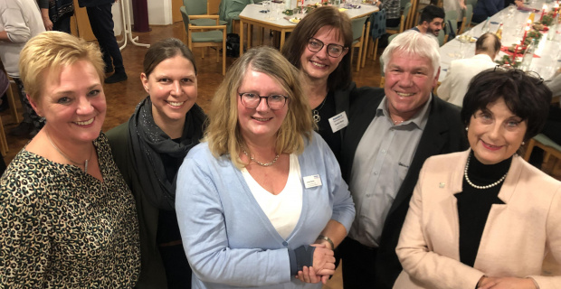 v.l.n.r.: Christina Schlicker, Wiebke Osigus, Janet Breier, Sandra Heuer, Dieter Jaehnke, Christine Nothbaum v.l.n.r.: Christina Schlicker, Wiebke Osigus, Janet Breier, Sandra Heuer, Dieter Jaehnke, Christine Nothbaum
